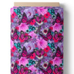 Fleurs et papillons éclatants