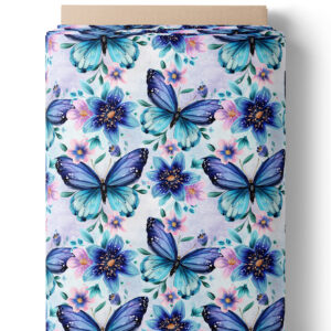 Papillons bleus floraux