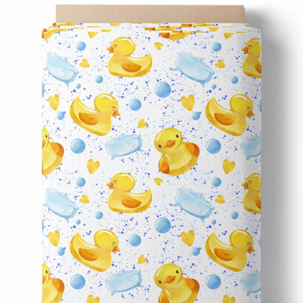 Petit canard de bain joyeux