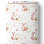 Renarde rose et fleurs dorées