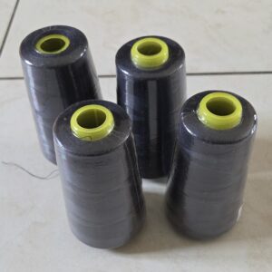 Cône de fil pour surjeteuse 3000yards - Noir (STOCK)